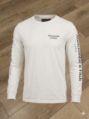 Abercrombie & Fitch White Long Sleeve Graphic Tee - Size M